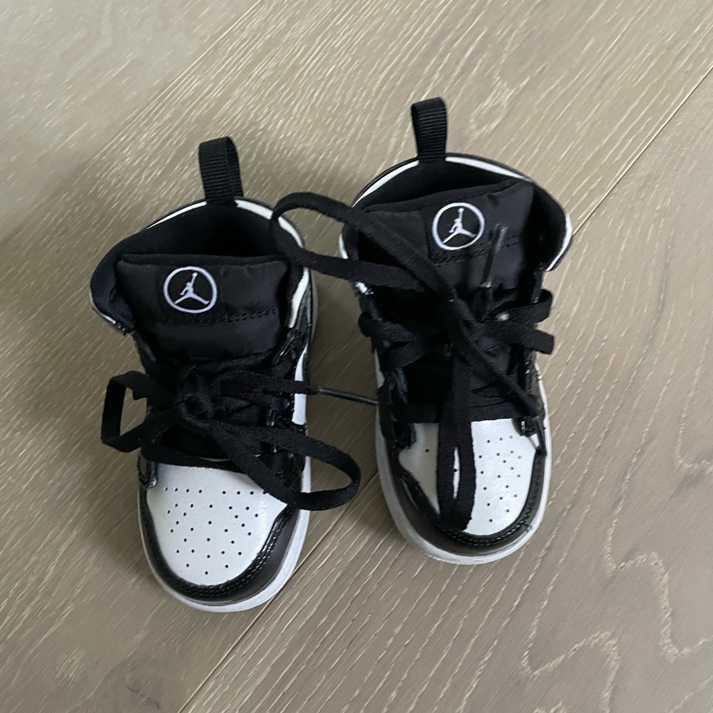 Authentic Nike air jordan